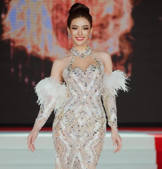 Mỹ nhân Việt - Thái khiến Miss Grand Thailand 2023 bùng nổ tương tác: Engfa thứ 2 là đây! 